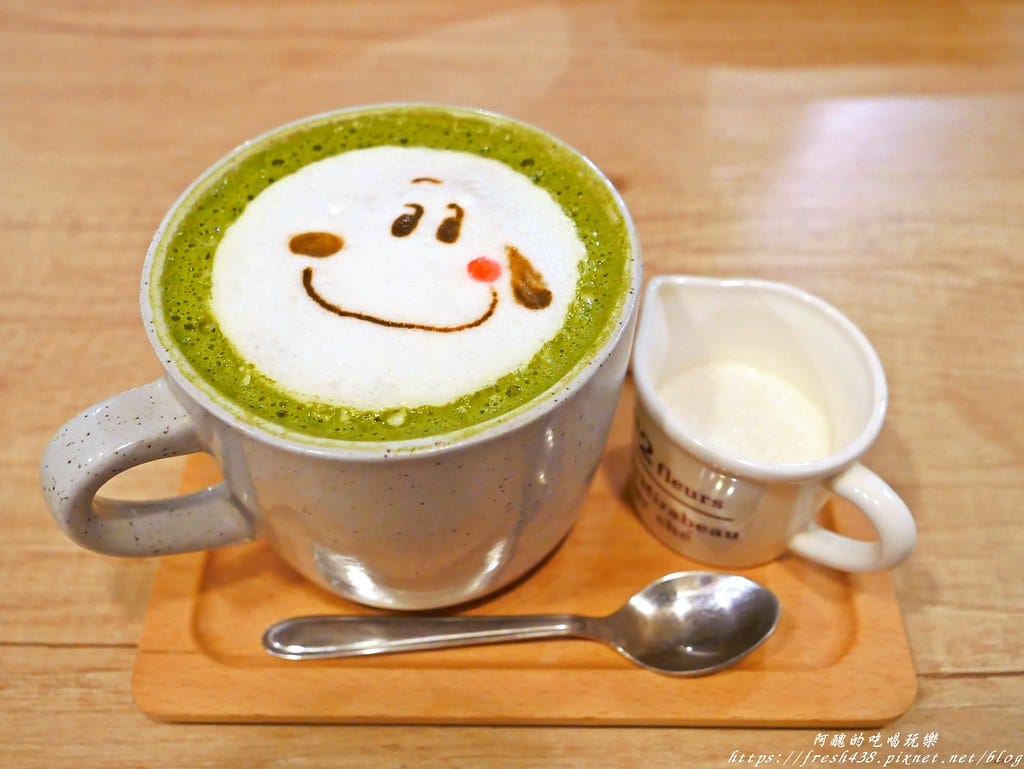【基隆火車站美食】暖日咖啡(Warm day cafe),療癒系咖啡廳,必點麻糬鬆餅,奶類飲品的拉花讓人好驚豔! - 第43張圖 P1680083