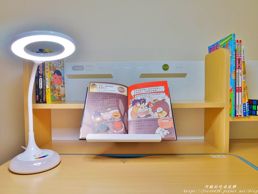 【傢俱推薦】生活誠品-兒童成長書桌椅,可升降、符合人體工學,讓您從幼兒用到成人,讀書寫字繪畫更得力。 - 第46張圖 41