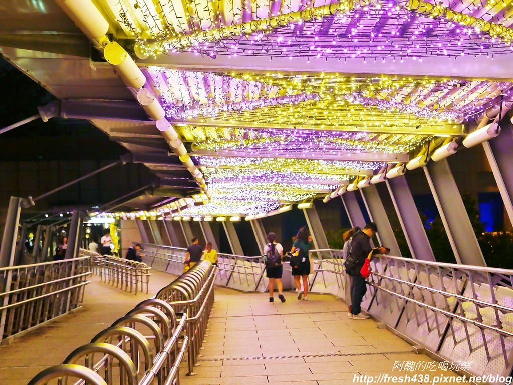 【新北市免費景點】2019新北市歡樂耶誕城,交通資訊、停車地點、活動地圖、主燈介紹,玩樂全攻略! - 第48張圖 19-1 (2)