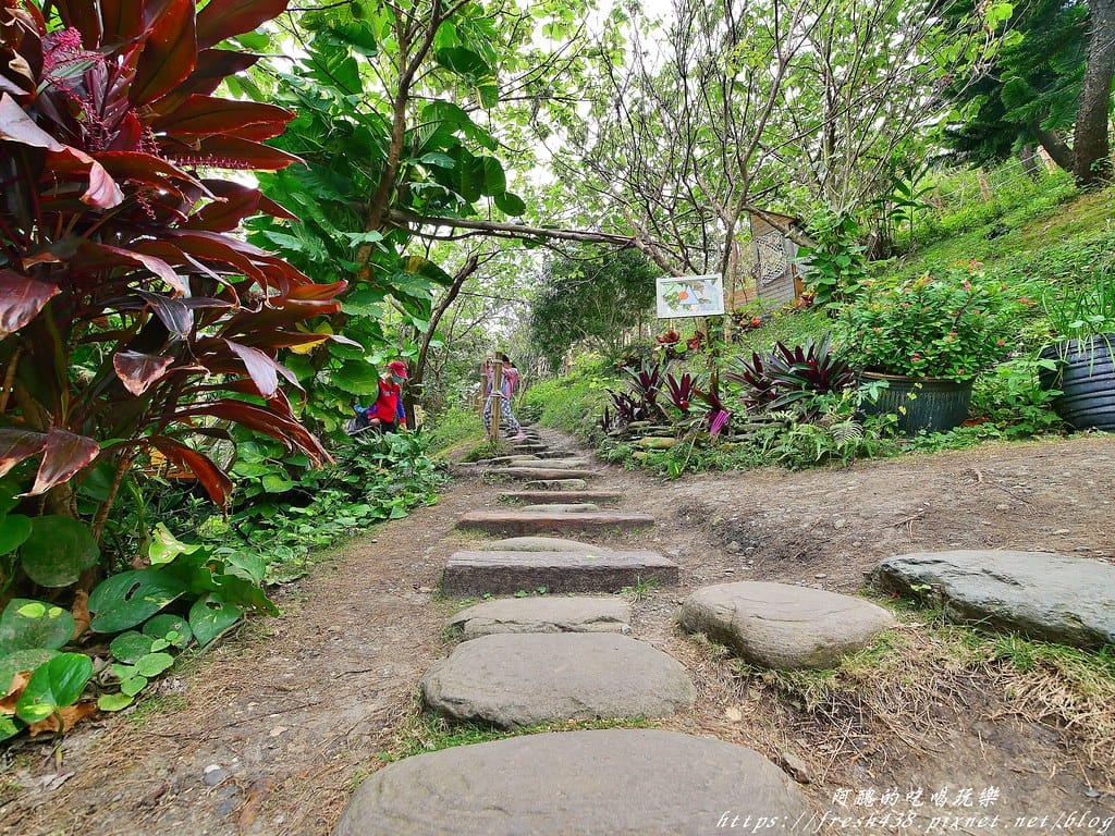 【花蓮咖啡廳推薦】山度空間,看海秘境,平日免費入園,水晶鞦韆超吸睛,放空好去處! - 第14張圖 11