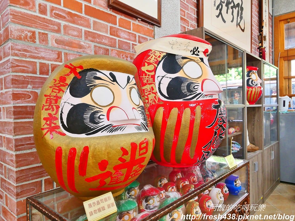【花蓮景點】慶修院,三級國家古蹟,古色古香的日本佛寺與庭園造景,300元可穿浴衣,地址/停車場/門票/浴衣體驗資訊全公開,一旁還有超美味的慶修院馬告香腸。 - 第26張圖 24