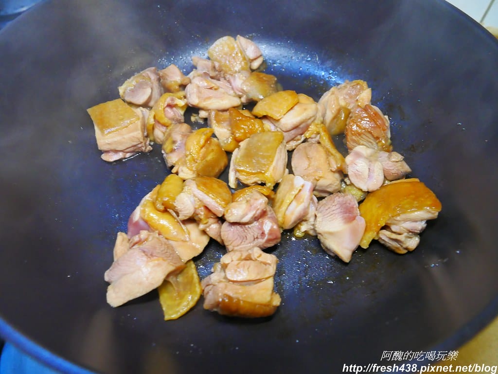 【預防感冒食譜】番茄雞肉風味飯,懶人健康料理,保證好吃人人會! - 第8張圖 P1700709