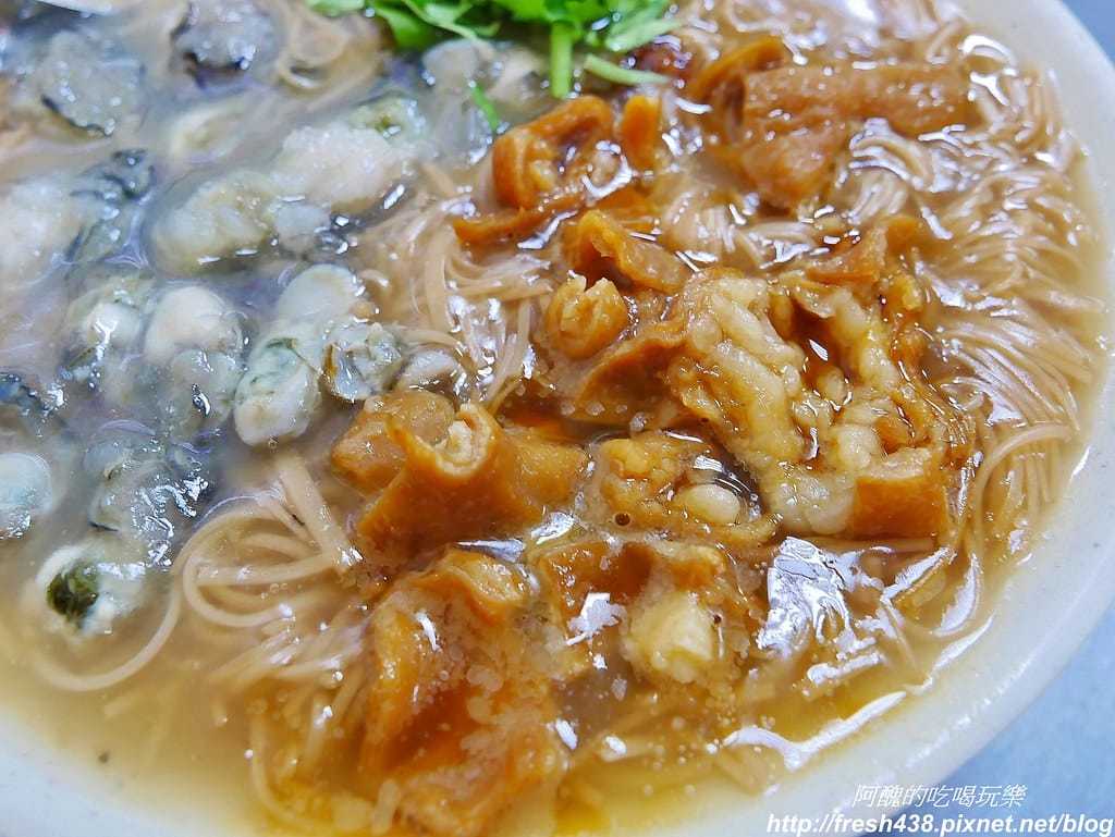 【台北美食】顏記蚵仔麵線,經營40年的老店,位於高速公路橋下隱藏版小吃,銅板美食錯過太可惜! - 第14張圖 6-1