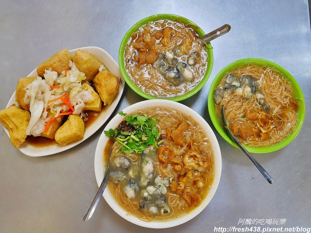 【台北美食】顏記蚵仔麵線,經營40年的老店,位於高速公路橋下隱藏版小吃,銅板美食錯過太可惜! - 第12張圖 11