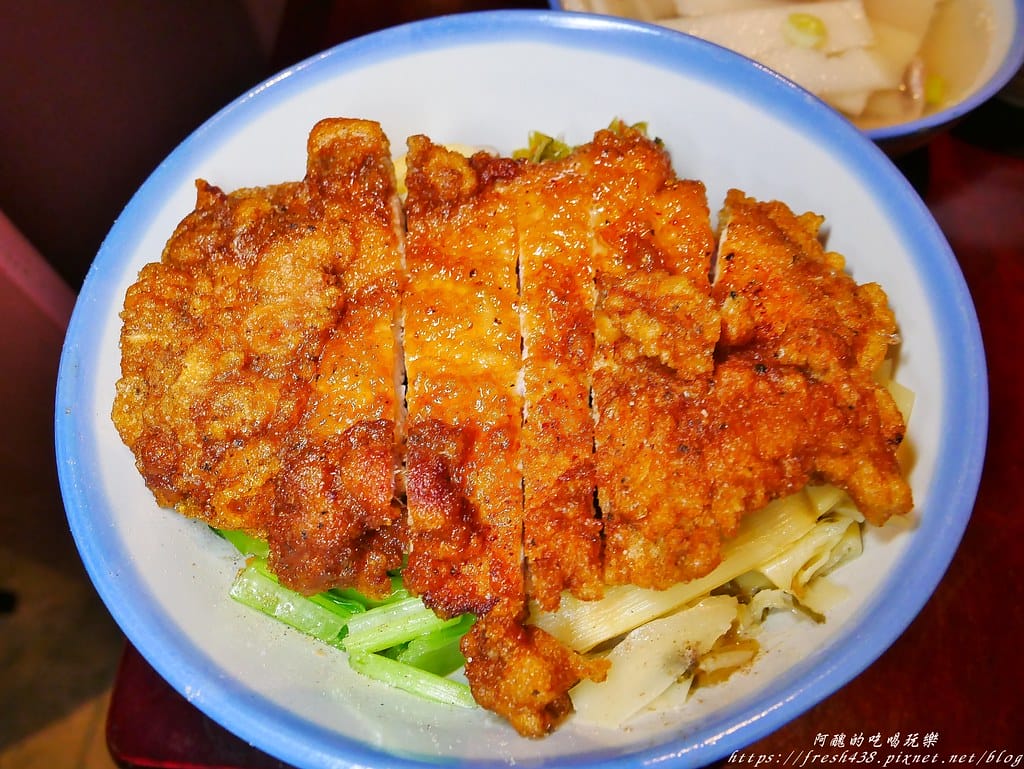 【鶯歌美食】厚道飲食店(鶯歌旗艦店),鶯歌老街上的超人氣餐飲店,銷魂的古早味排骨飯與雞腿飯。 - 第23張圖 18