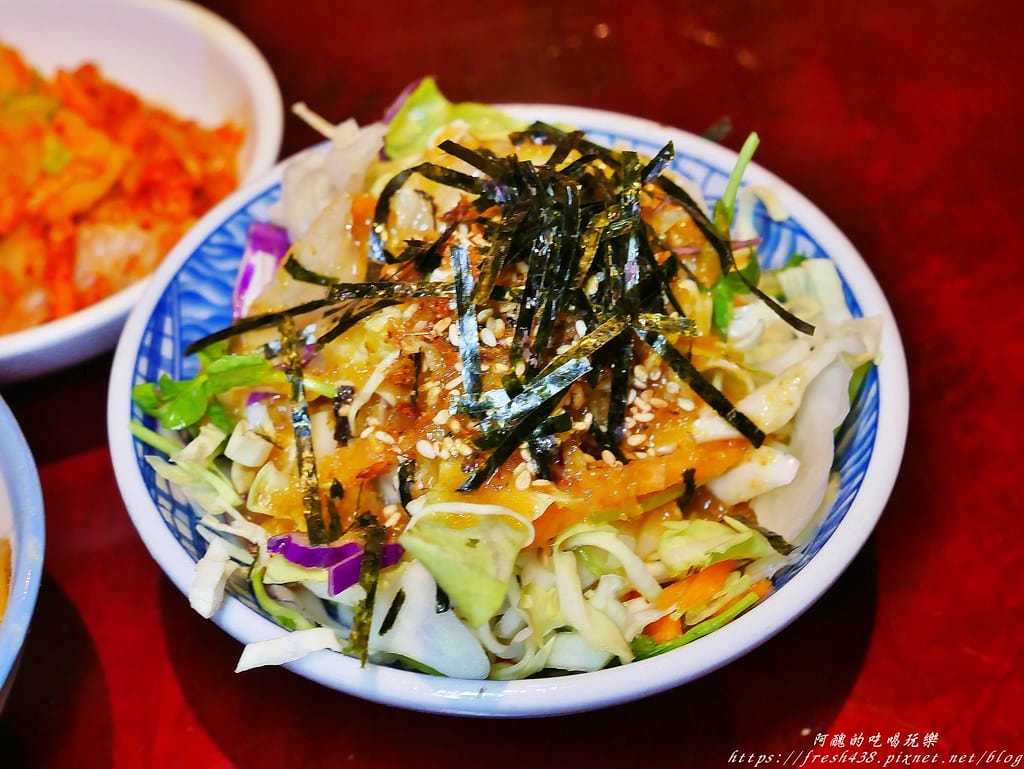【鶯歌美食】厚道飲食店(鶯歌旗艦店),鶯歌老街上的超人氣餐飲店,銷魂的古早味排骨飯與雞腿飯。 - 第11張圖 11