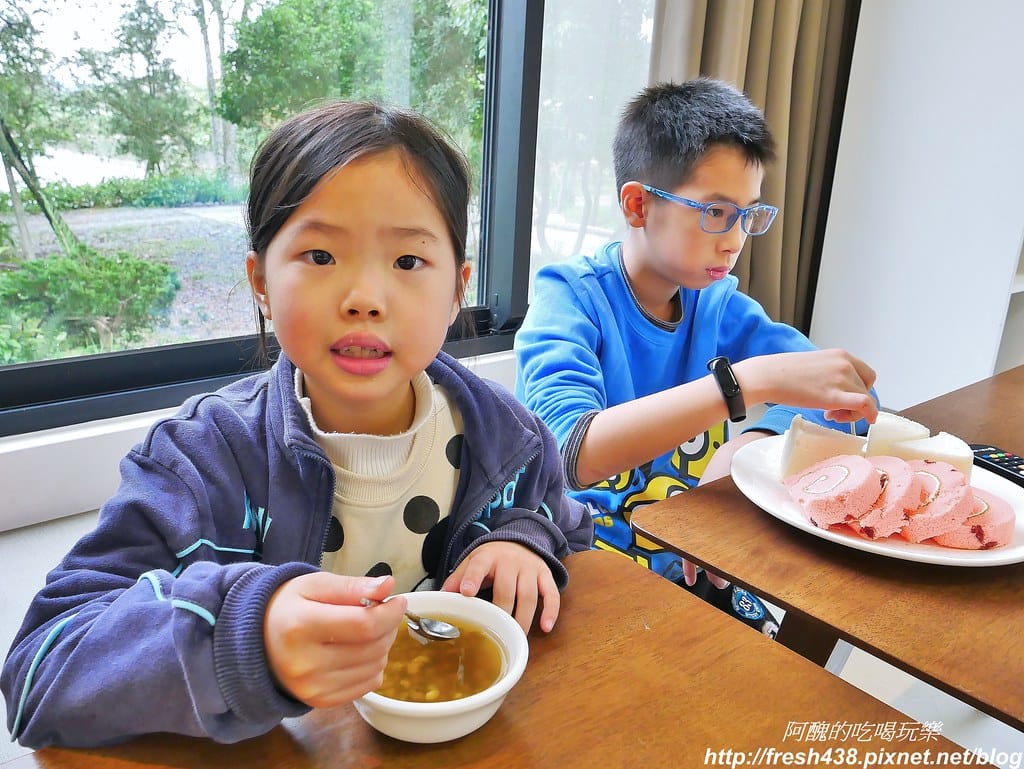 【宜蘭親子民宿】莫內花園渡假城堡,隔音佳、附電梯,親子房型超寬敞,下午茶讓您吃到撐,服務態度一級棒的親子民宿。 - 第24張圖 11