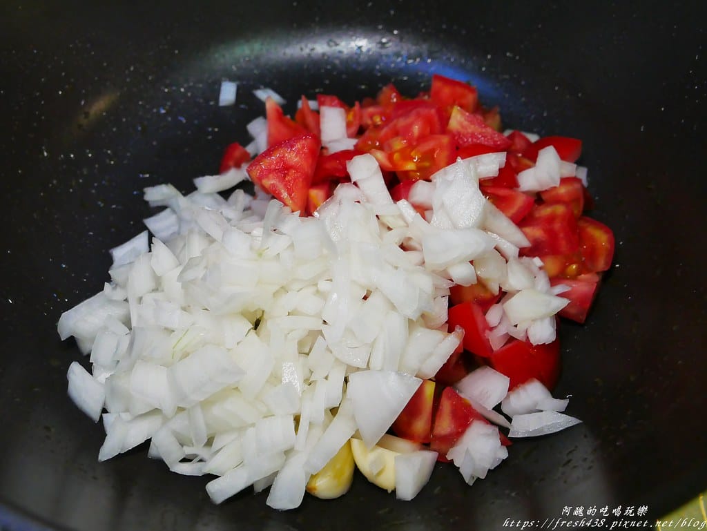 【減醣食譜】番茄燒雞,超級開胃的雞肉料理,拍胸脯掛保證,全家一定讚美啦! - 第6張圖 P1710517