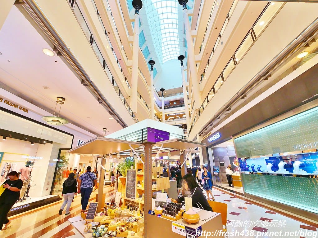 【馬來西亞旅遊】吉隆坡雙子星塔、馬來西亞換匯、SURIA KLCC必吃銅板美食推薦:Rotiboy咖啡麵包、紅豆湯、Auntie Anne’s蝴蝶麵包。 - 第8張圖 2