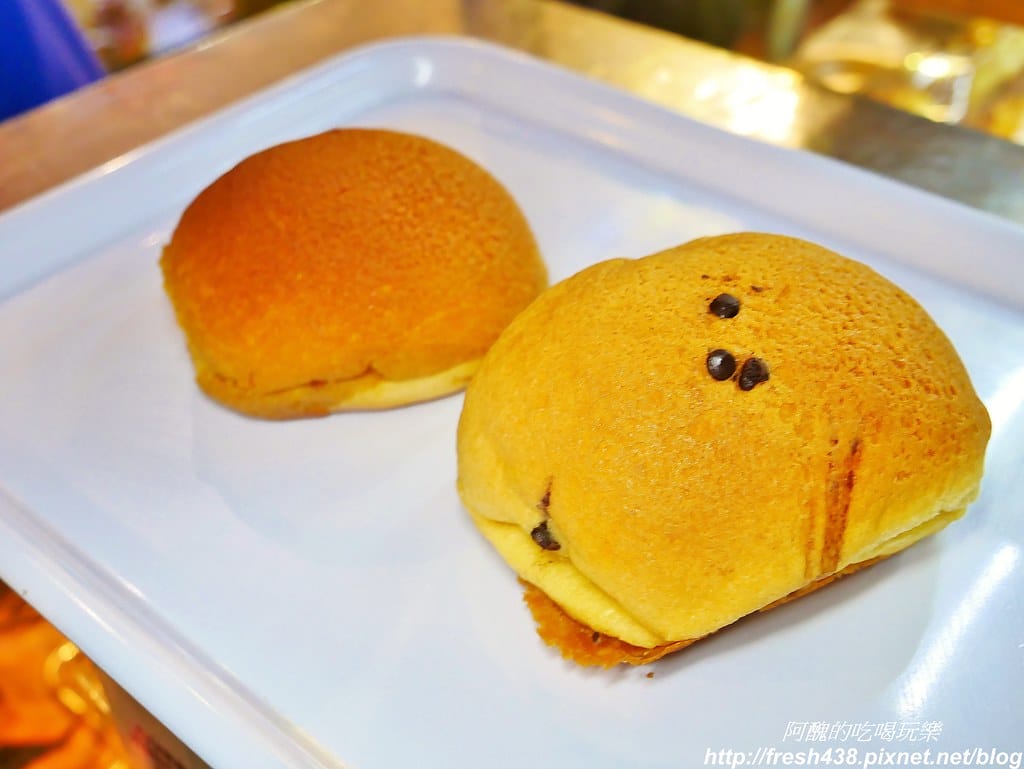 【馬來西亞旅遊】吉隆坡雙子星塔、馬來西亞換匯、SURIA KLCC必吃銅板美食推薦:Rotiboy咖啡麵包、紅豆湯、Auntie Anne’s蝴蝶麵包。 - 第30張圖 14-1