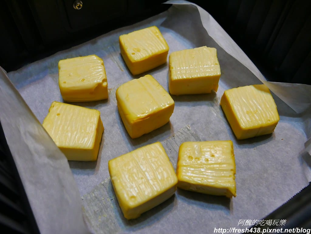 【氣炸鍋食譜】氣炸雞蛋豆腐,無油無粉版,日式風味,8分鐘搞定。 - 第7張圖 P1710810