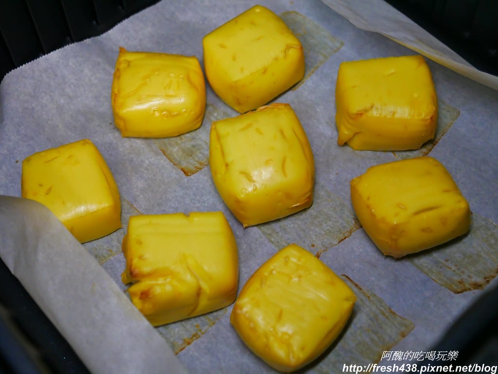 【氣炸鍋食譜】氣炸雞蛋豆腐,無油無粉版,日式風味,8分鐘搞定。 - 第8張圖 P1710814