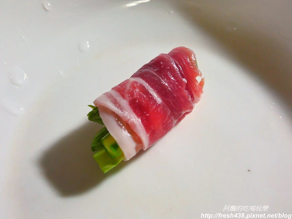 【氣炸鍋食譜】蘆筍肉捲,低溫烘烤,兼具美味與健康。 - 第6張圖 P1710893