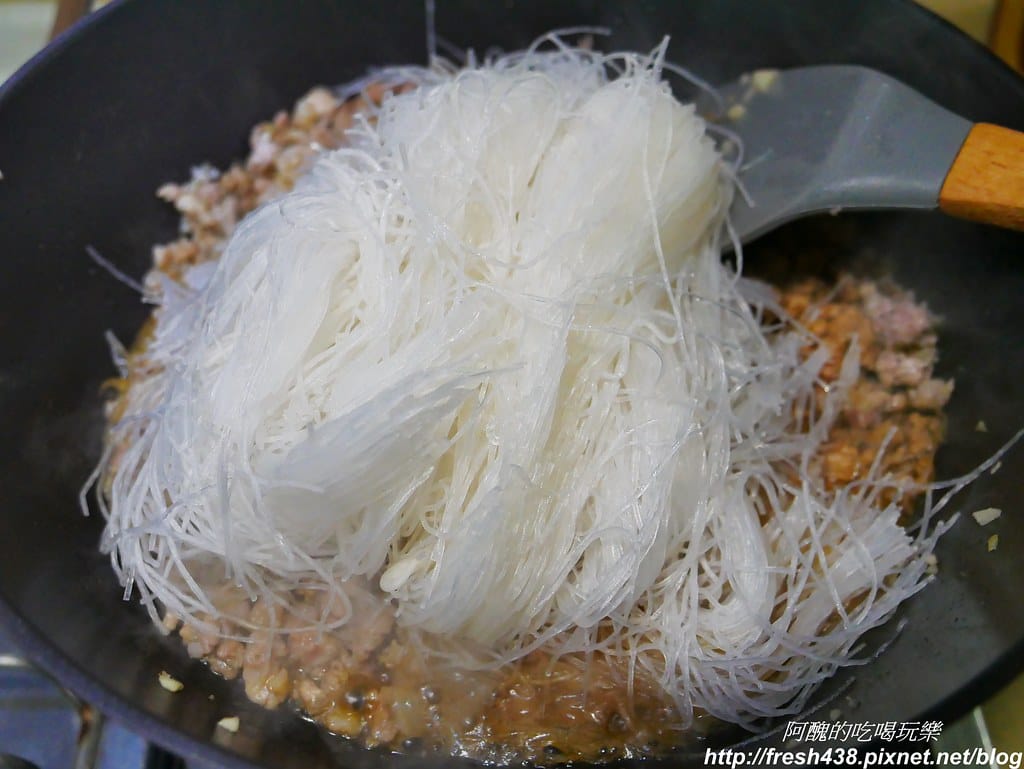 螞蟻上樹,不辣版本,適合全家大小享用,15分鐘快速上桌,保證吮指難忘啊! - 第9張圖 P1720207