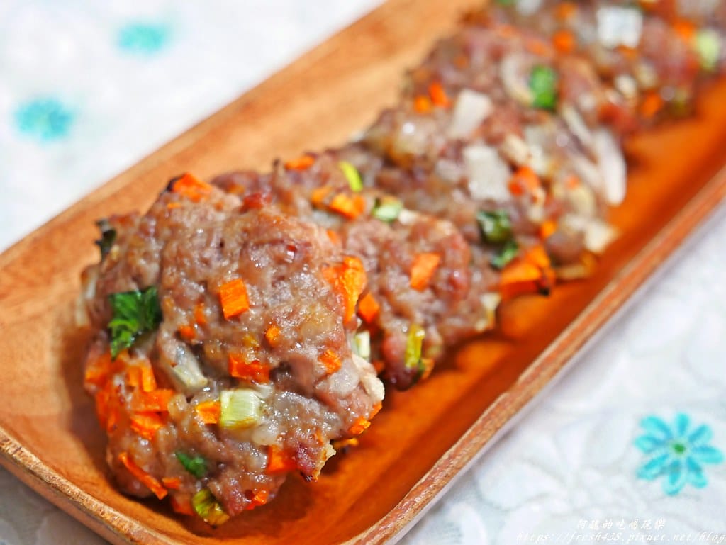 【氣炸鍋食譜】氣炸漢堡排,自己做漢堡肉,蔬食豐富,好吃又營養。 - 第9張圖 P1740054