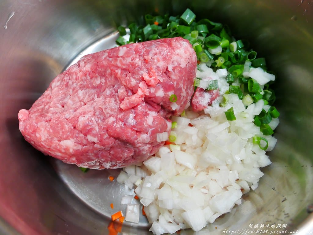 【氣炸鍋食譜】氣炸漢堡排,自己做漢堡肉,蔬食豐富,好吃又營養。 - 第3張圖 P1740045