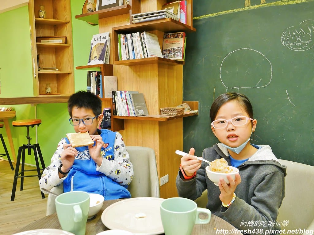 【台中住宿推薦】葉綠宿旅館,環保親子旅店,讓您大口深呼吸,距離逢甲夜市步行只要3分鐘。 - 第90張圖 33
