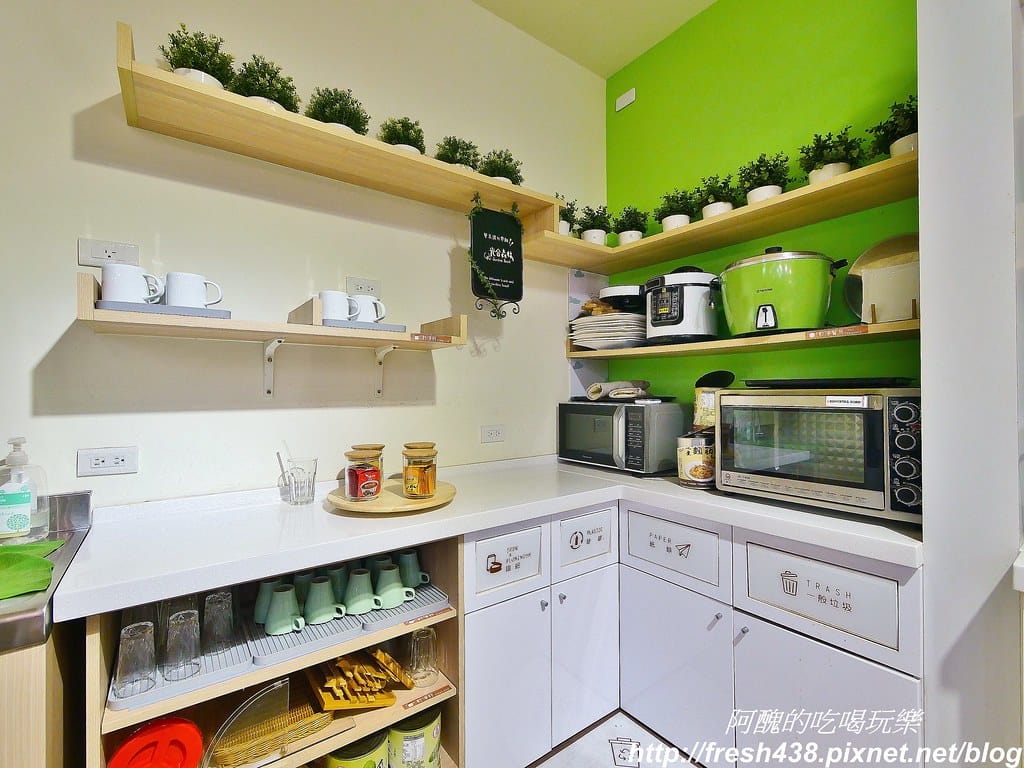 【台中住宿推薦】葉綠宿旅館,環保親子旅店,讓您大口深呼吸,距離逢甲夜市步行只要3分鐘。 - 第62張圖 12-1