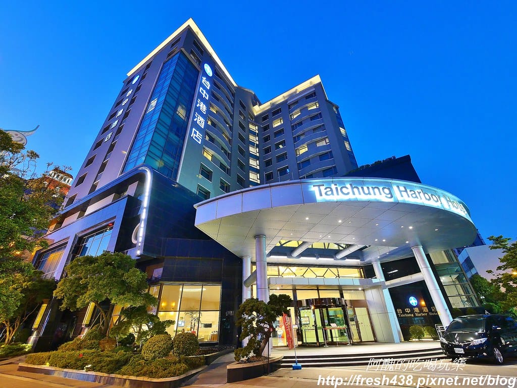 【台中親子飯店推薦】台中港酒店,海洋親子房型超夢幻,遊戲室、三溫暖與健身房齊備,親子住宿絕佳選擇。 - 第127張圖 90-1