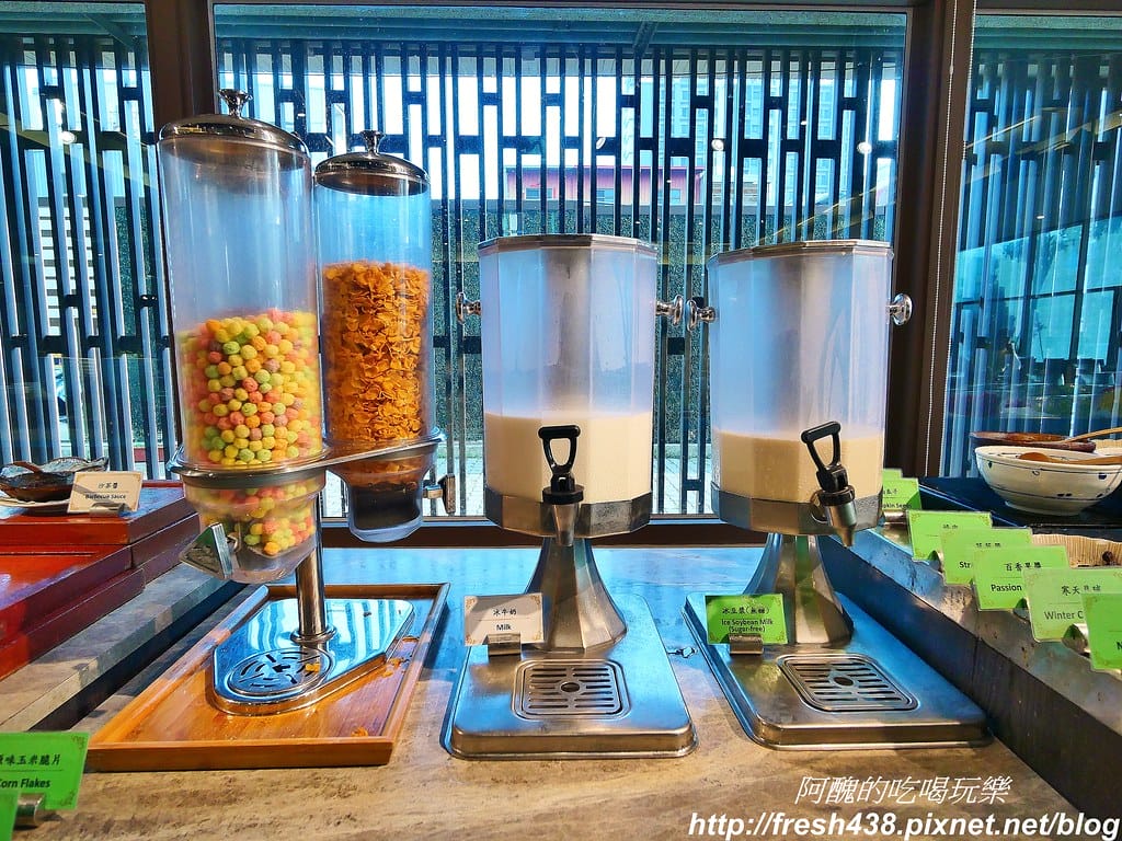 【台中親子飯店推薦】台中港酒店,海洋親子房型超夢幻,遊戲室、三溫暖與健身房齊備,親子住宿絕佳選擇。 - 第138張圖 102