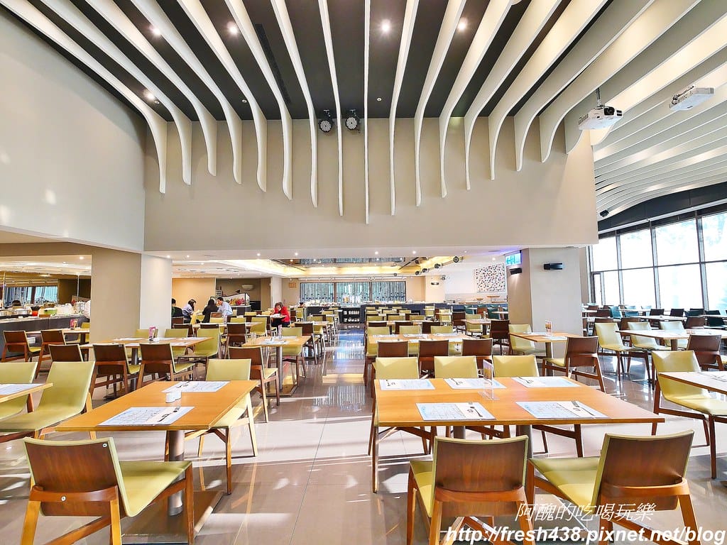 【台中親子飯店推薦】台中港酒店,海洋親子房型超夢幻,遊戲室、三溫暖與健身房齊備,親子住宿絕佳選擇。 - 第135張圖 93
