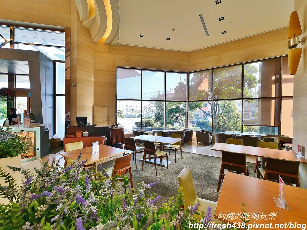 【台中美食】台中港酒店-Pier88,提供商業午晚餐與輕食料理,氣氛佳、餐點優。 - 第4張圖 2