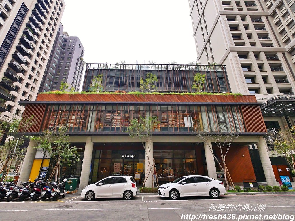 【台中美食】吳寶春麥方店-臺中劇院店,提供試吃與茶飲,還有台中限定的口味。 - 第3張圖 2