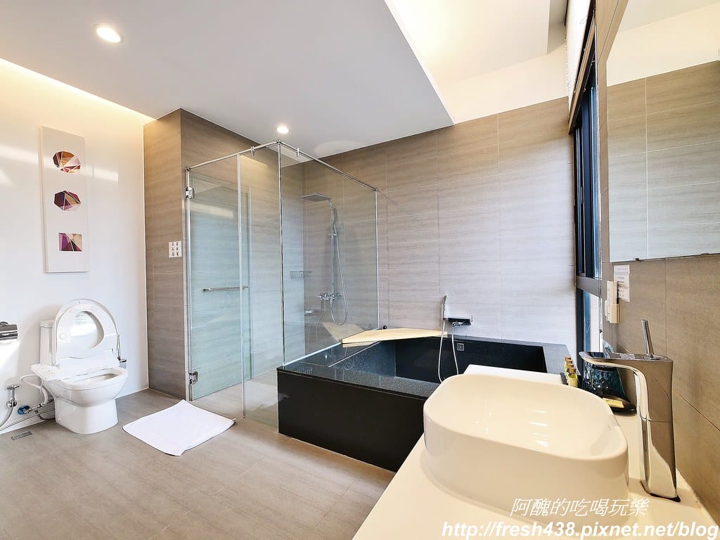 【宜蘭民宿】悠悅光Aura Villa(新悅館),網美必訪、求婚必成,游泳池、烤肉區、卡拉OK,設備一應俱全。 - 第70張圖 16-5