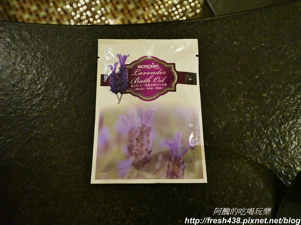 【台中住宿推薦】紫禁城主題會館(Forbidden City Motel),100坪帝王之巔,讓您享受帝王榮耀,超大戲水池、卡拉ok,還有換裝秀! - 第41張圖 22-2