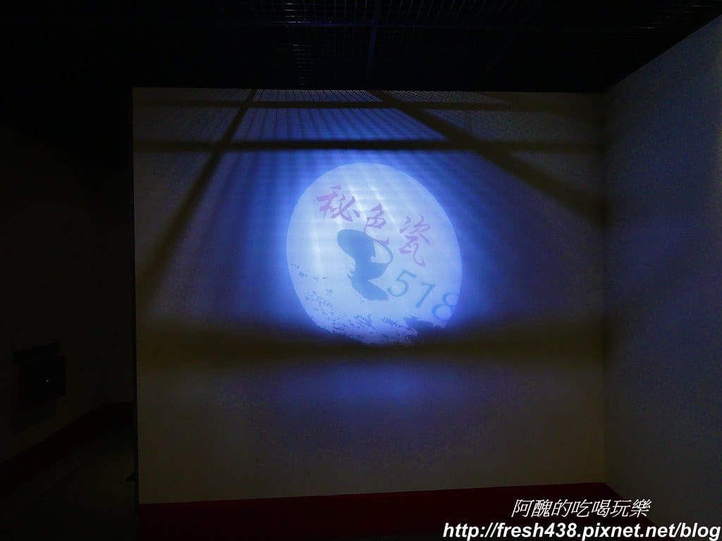 【台中住宿推薦】紫禁城主題會館(Forbidden City Motel),100坪帝王之巔,讓您享受帝王榮耀,超大戲水池、卡拉ok,還有換裝秀! - 第8張圖 5-1