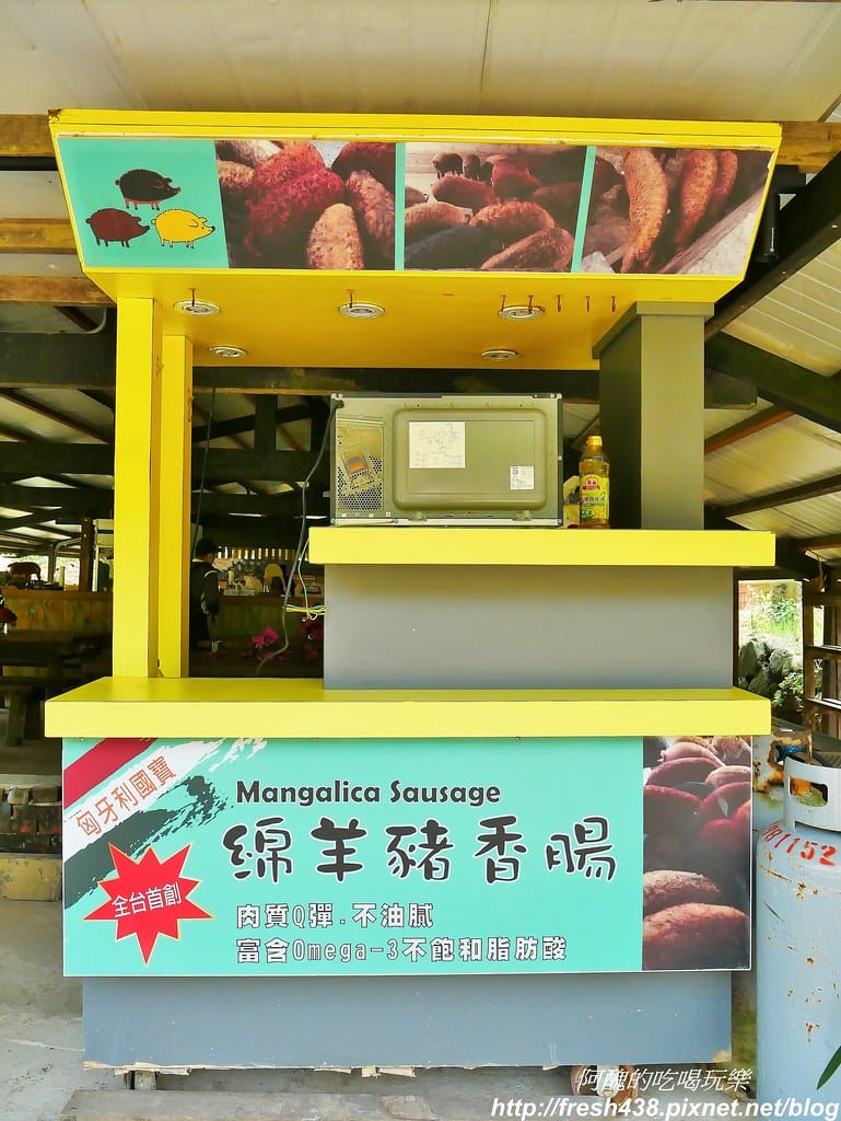 【新北景點】鹿羽松牧場,台版奈良在金山!!近距離餵食梅花鹿、綿羊豬、跳跳羊,孩子們的快樂天堂。 - 第82張圖 70