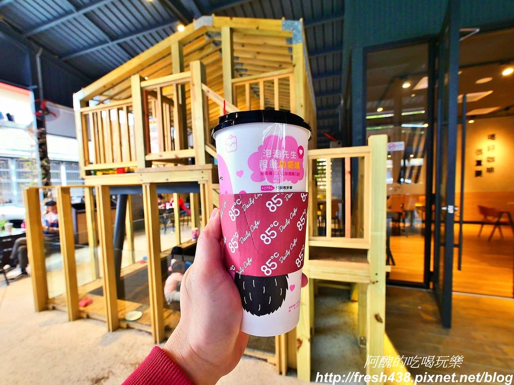 【宜蘭景點】85度C五結中正親子旗艦店,全台唯一親子85度c,大人喝咖啡聊是非,小孩快樂玩耍去。 - 第22張圖 25
