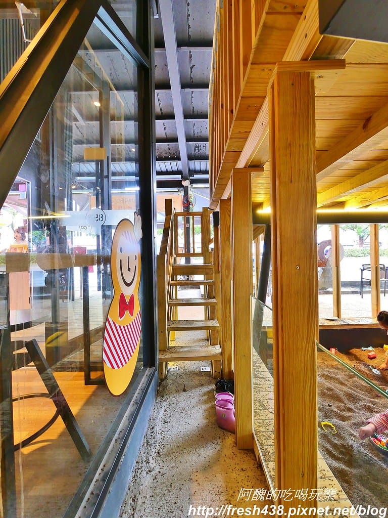 【宜蘭景點】85度C五結中正親子旗艦店,全台唯一親子85度c,大人喝咖啡聊是非,小孩快樂玩耍去。 - 第11張圖 5-3