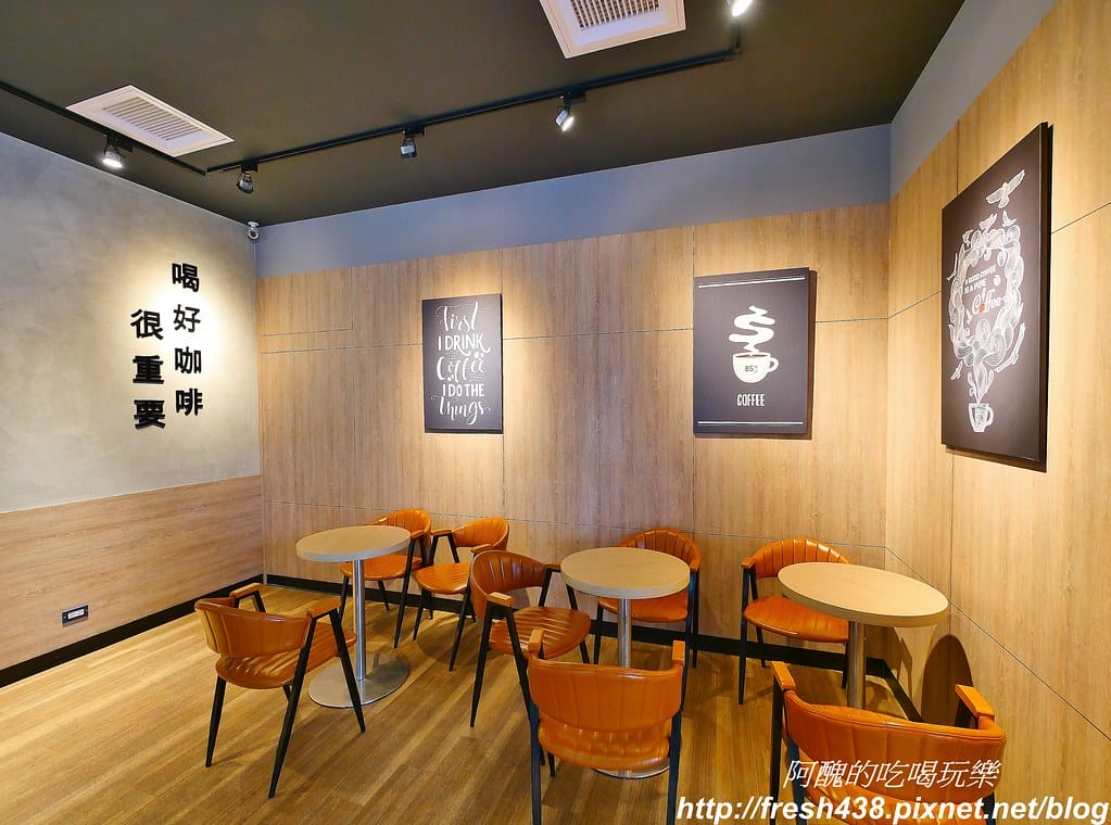 【宜蘭景點】85度C五結中正親子旗艦店,全台唯一親子85度c,大人喝咖啡聊是非,小孩快樂玩耍去。 - 第15張圖 3-1
