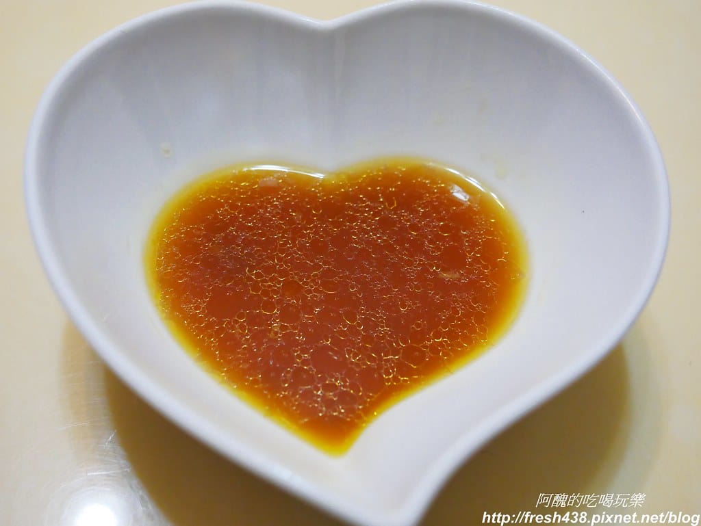 【氣炸鍋食譜】氣炸鍋烤全雞,第一次就上手,成功秘訣不藏私分享! - 第21張圖 P1760309