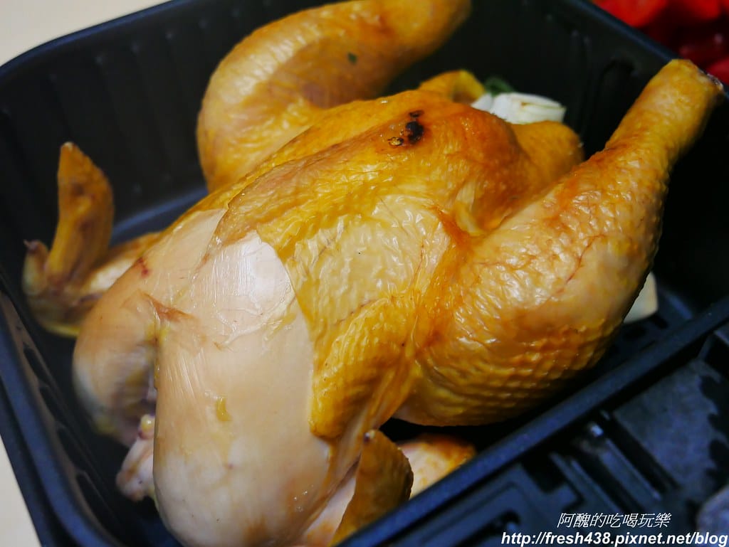 【氣炸鍋食譜】氣炸鍋烤全雞,第一次就上手,成功秘訣不藏私分享! - 第11張圖 P1760293