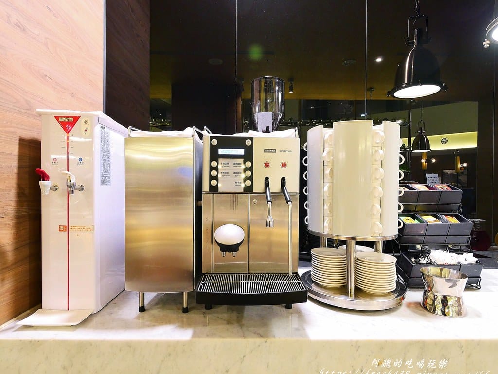 【新竹飯店】新竹安捷國際酒店,鄰近新竹高鐵與六家火車站,1~5樓為商場,休閒、購物、美食一次滿足。 - 第123張圖 48-11