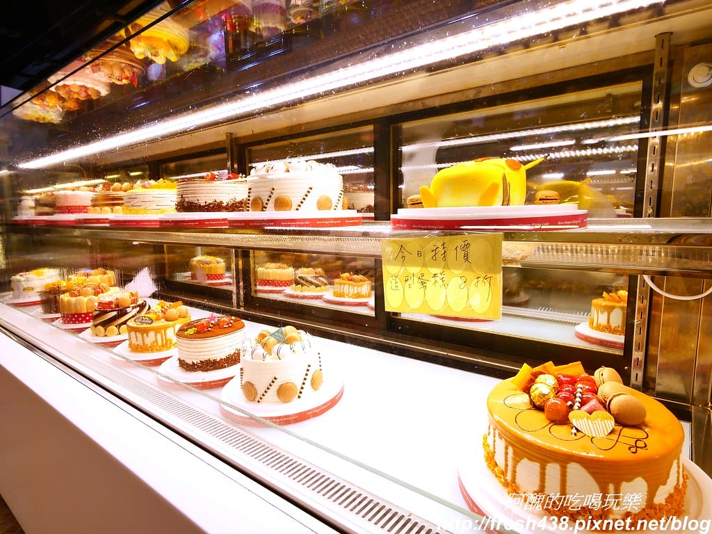 【新竹美食】新龍興蛋糕/麵包店,新鮮美味,擁有無敵好吃的全麥核桃吐司,吃過保證念念不忘。 - 第8張圖 P1019394