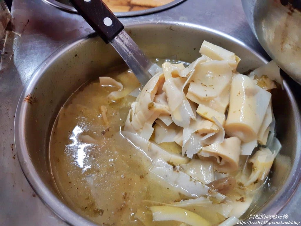 【樹林美食】三兄弟小吃,古早味餐點,滷肉飯尤其迷人,樹林非吃不可的美食。 - 第8張圖 56973