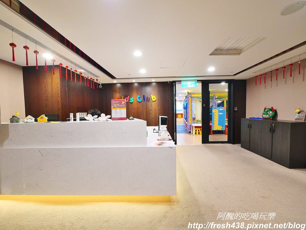【台中親子飯店】清新溫泉飯店,吃美食、賞美景、泡美人湯,有兒童遊戲室、戶外泡腳池與大眾溫泉池,超棒的親子溫泉渡假會館。 - 第62張圖 46