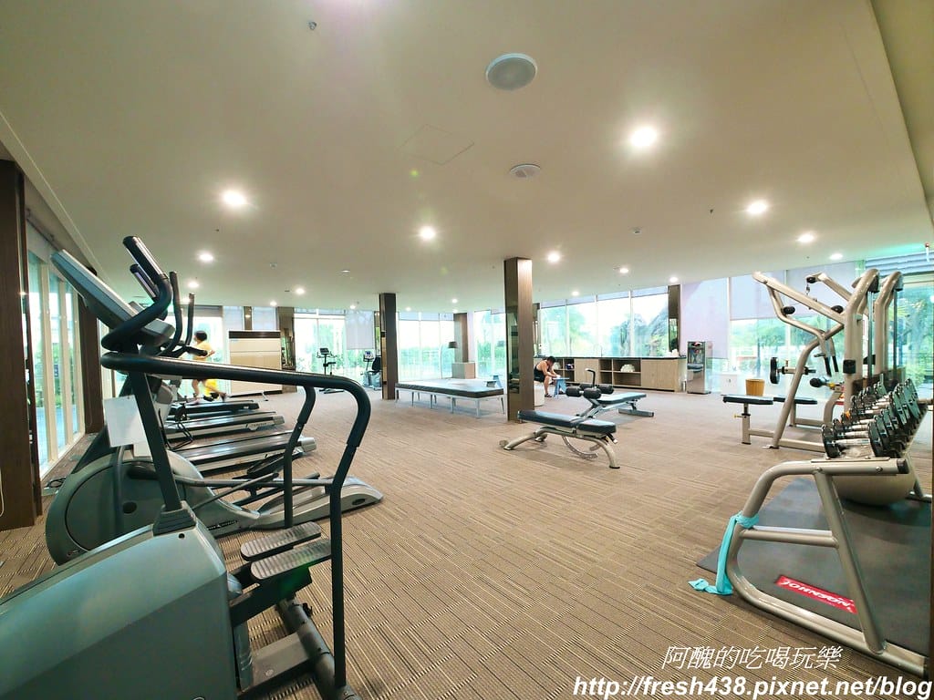 【台中親子飯店】清新溫泉飯店,吃美食、賞美景、泡美人湯,有兒童遊戲室、戶外泡腳池與大眾溫泉池,超棒的親子溫泉渡假會館。 - 第56張圖 32