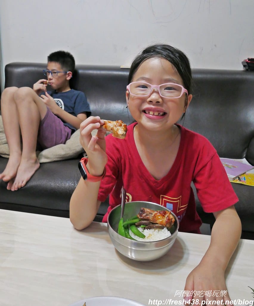 【氣炸鍋食譜】氣炸棒棒腿,無油、無粉好健康,保證全家搶著吃,當正餐、點心或消夜都行,15分鐘快速搞定。 - 第10張圖 P1770753