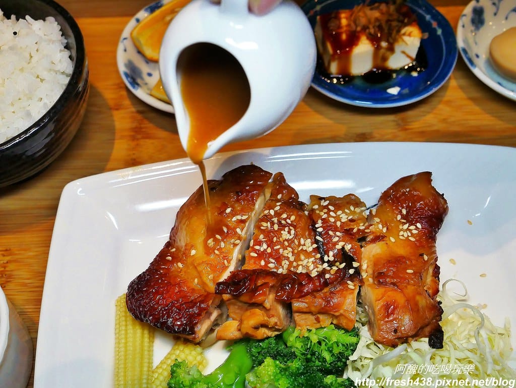 【台北美食】悠逸咖啡UINN Cafe,位於悠逸商旅士林館內,附兒童遊戲區,不只正餐好吃,飲品與冰淇淋更是一級棒! - 第37張圖 22-0