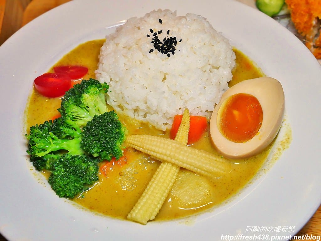 【台北美食】悠逸咖啡UINN Cafe,位於悠逸商旅士林館內,附兒童遊戲區,不只正餐好吃,飲品與冰淇淋更是一級棒! - 第30張圖 19
