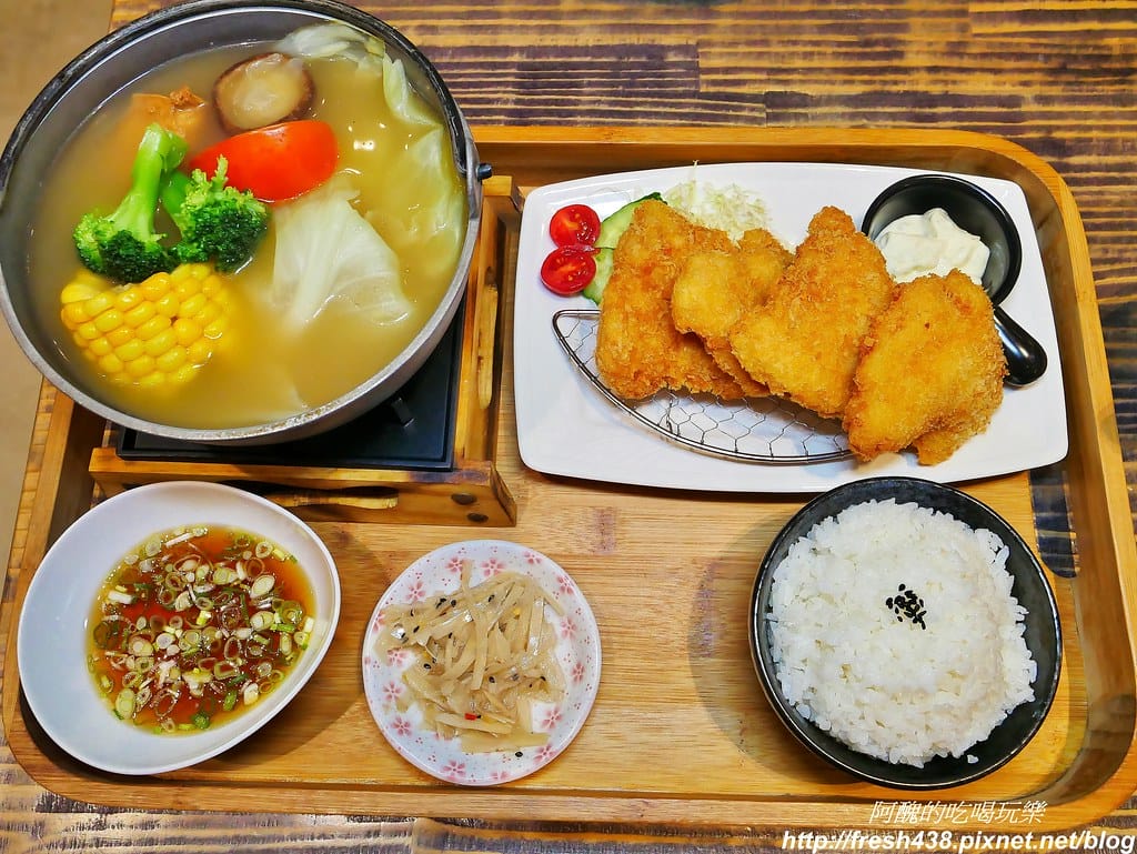 【台北美食】悠逸咖啡UINN Cafe,位於悠逸商旅士林館內,附兒童遊戲區,不只正餐好吃,飲品與冰淇淋更是一級棒! - 第40張圖 25