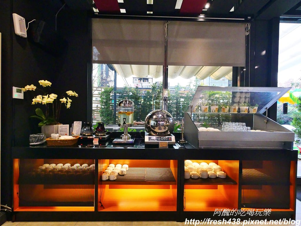 【台北美食】悠逸咖啡UINN Cafe,位於悠逸商旅士林館內,附兒童遊戲區,不只正餐好吃,飲品與冰淇淋更是一級棒! - 第22張圖 11