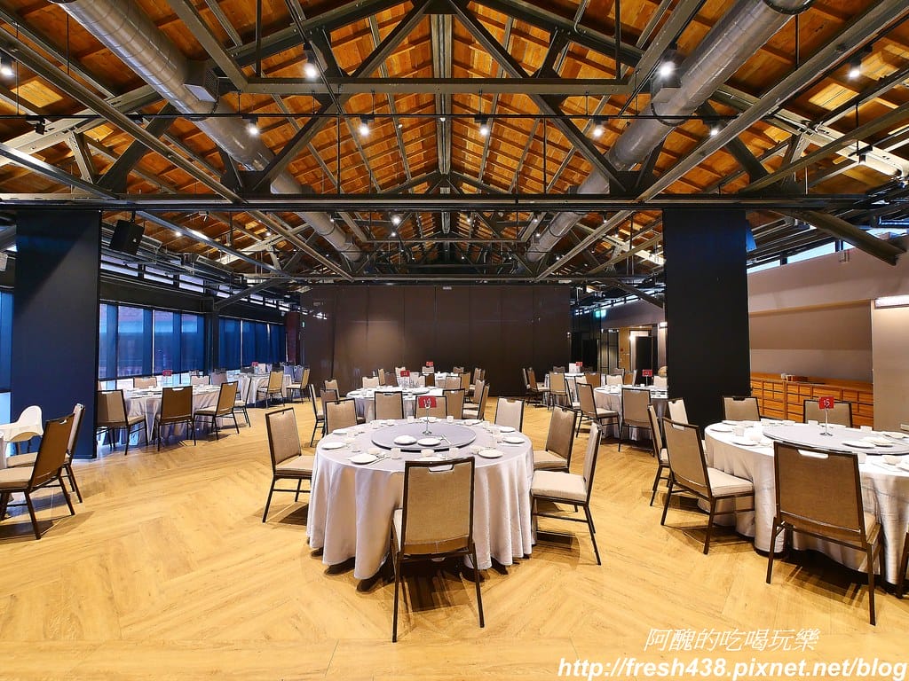 7(餐廳另一區有廁所)