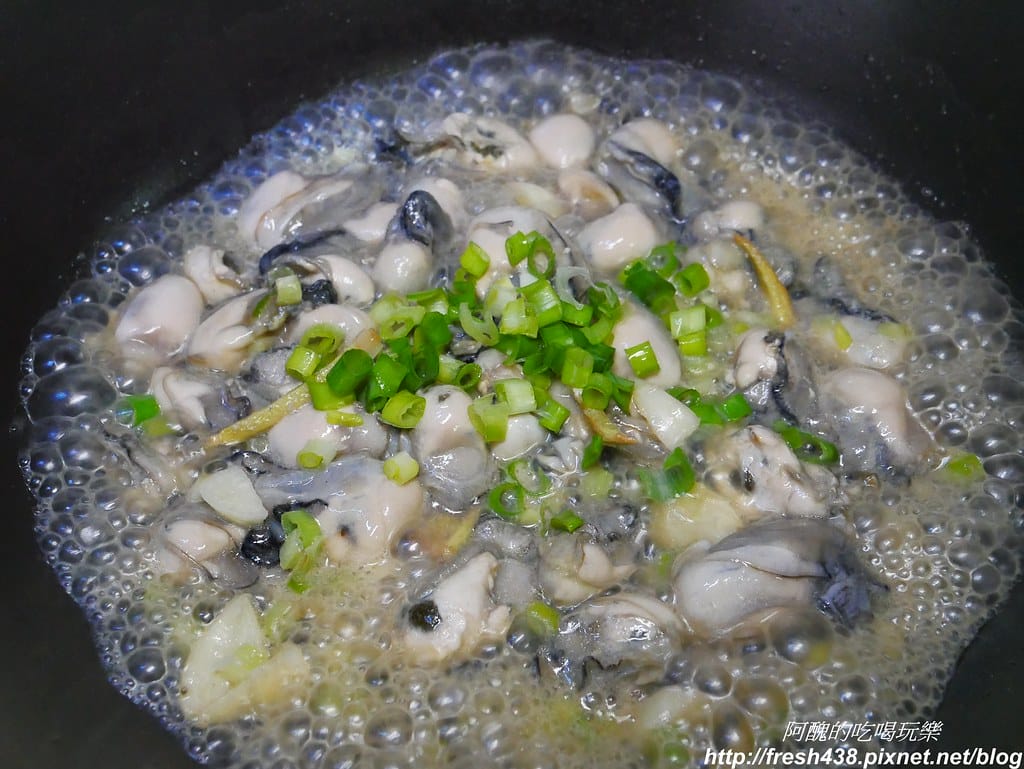 蠔油鮮蚵,春天吃牡蠣正是時候,常經痛、掉髮或感冒的朋友,一定要吃這道料理! - 第8張圖 P1780735