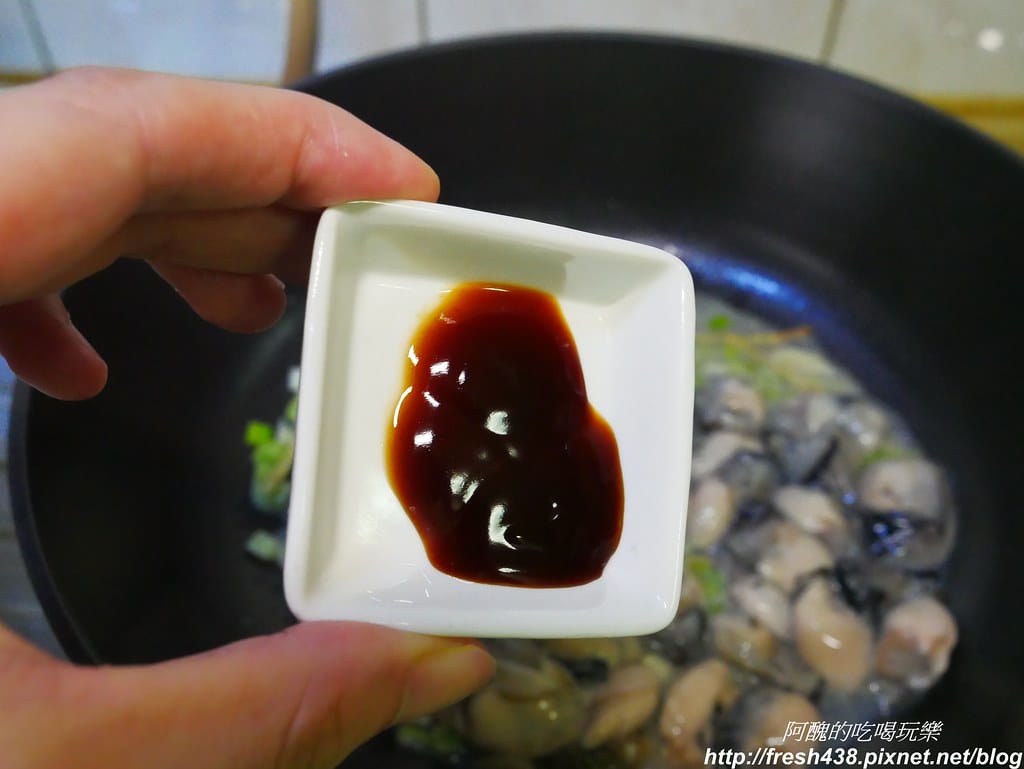 蠔油鮮蚵,春天吃牡蠣正是時候,常經痛、掉髮或感冒的朋友,一定要吃這道料理! - 第6張圖 P1780733