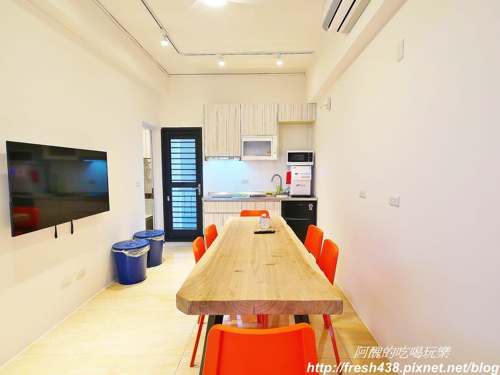 【宜蘭民宿】禾沐親子民宿,超酷炫溜滑梯房型,房內有廚房與餐廳,頂樓更有賽車與積木遊戲區。 - 第16張圖 12